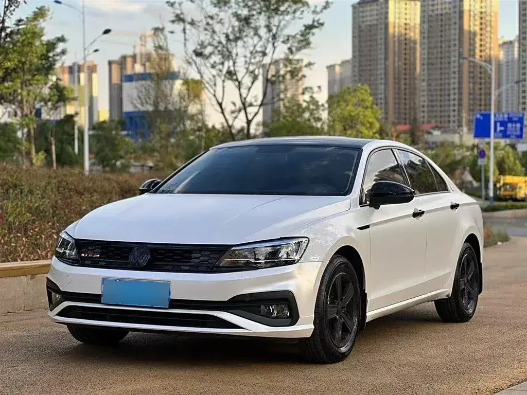 2021 Volkswagen Lamando 1.4T 131HP L4 7DCT