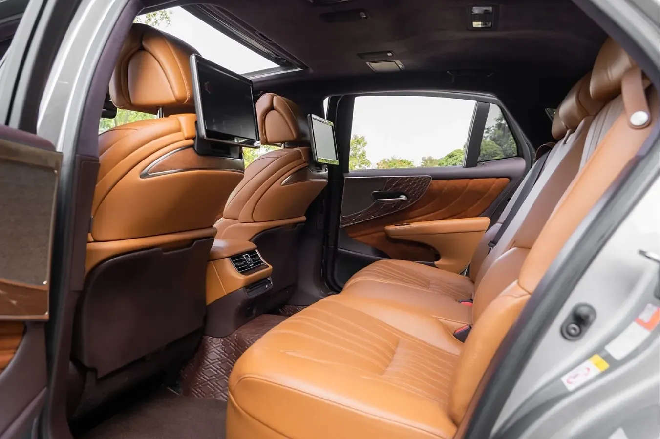 2018 Lexus LS 3.5L 299HP V6 E-CVT Hybrid,autocango,china used car exporter,china ev exporter,chinese used car exporter,chinese used ev exporter