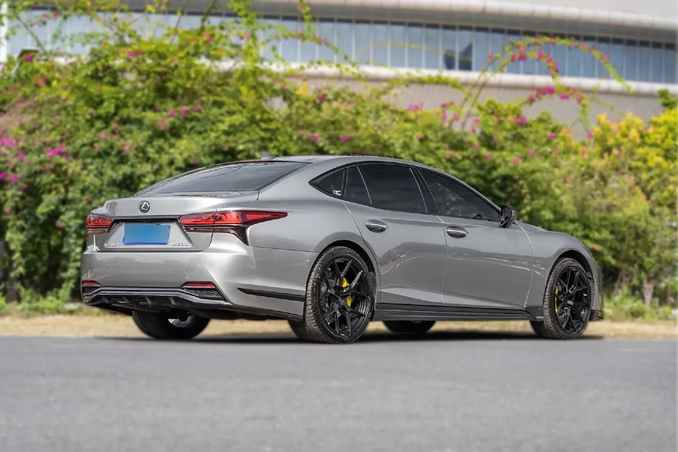 2018 Lexus LS 3.5L 299HP V6 E-CVT Hybrid,autocango,china used car exporter,china ev exporter,chinese used car exporter,chinese used ev exporter