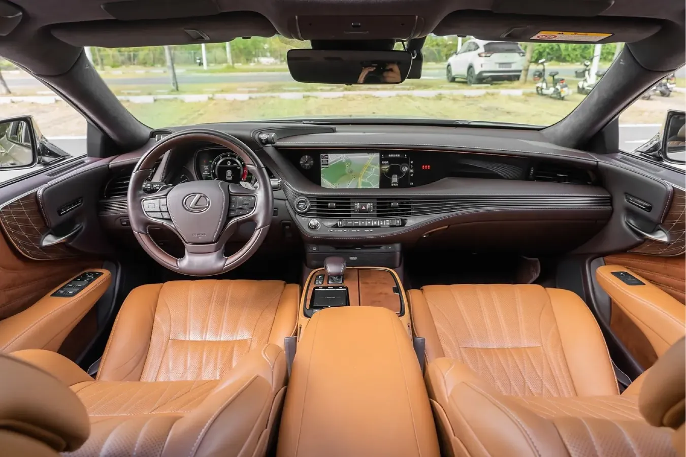 2018 Lexus LS 3.5L 299HP V6 E-CVT Hybrid,autocango,china used car exporter,china ev exporter,chinese used car exporter,chinese used ev exporter