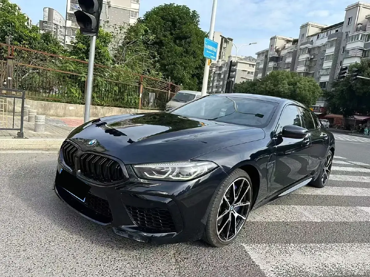 2021 BMW 8 Series 3.0T 340HP L6 8AT