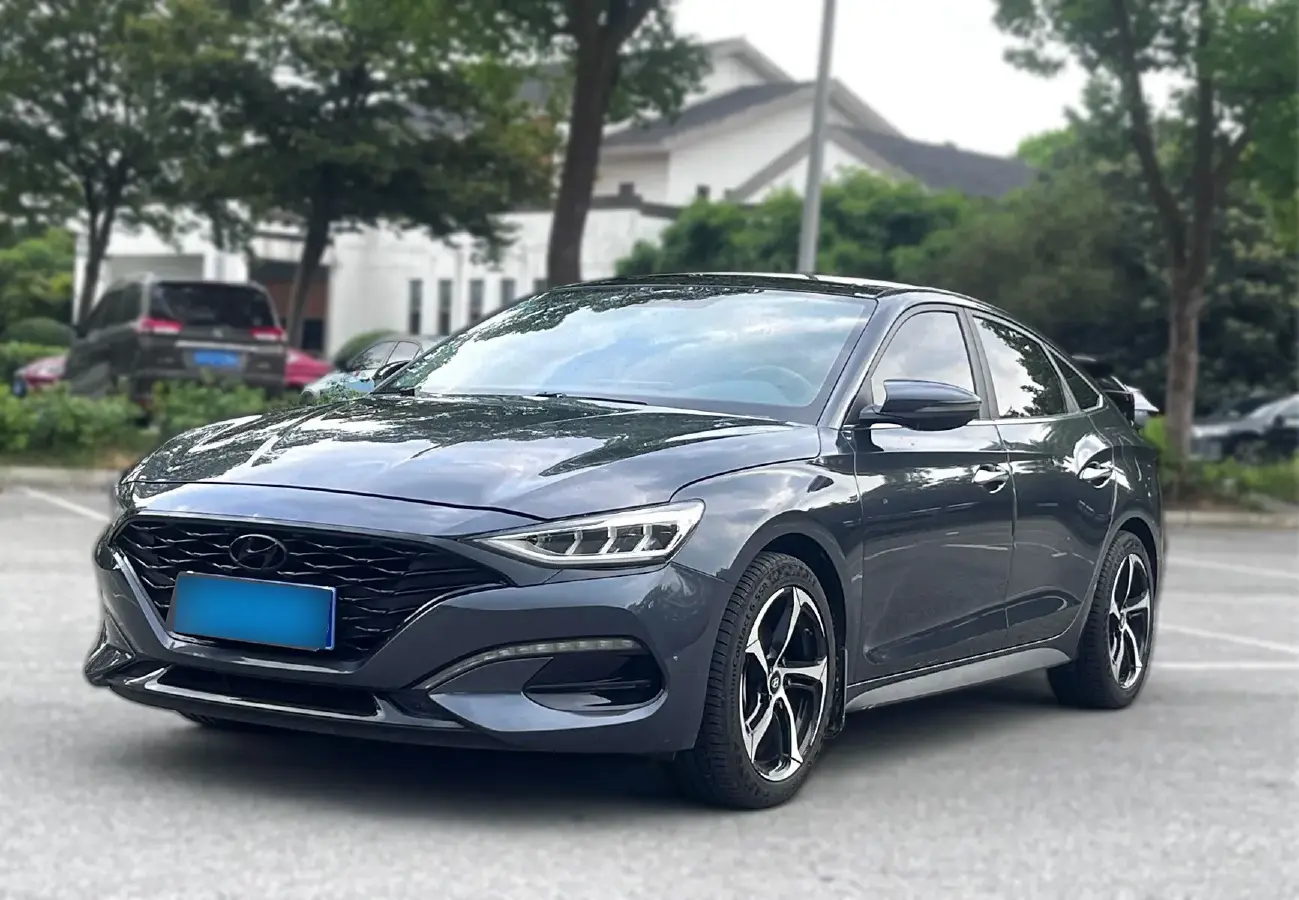2019 Hyundai La Festa 1.6T 204HP L4 7DCT