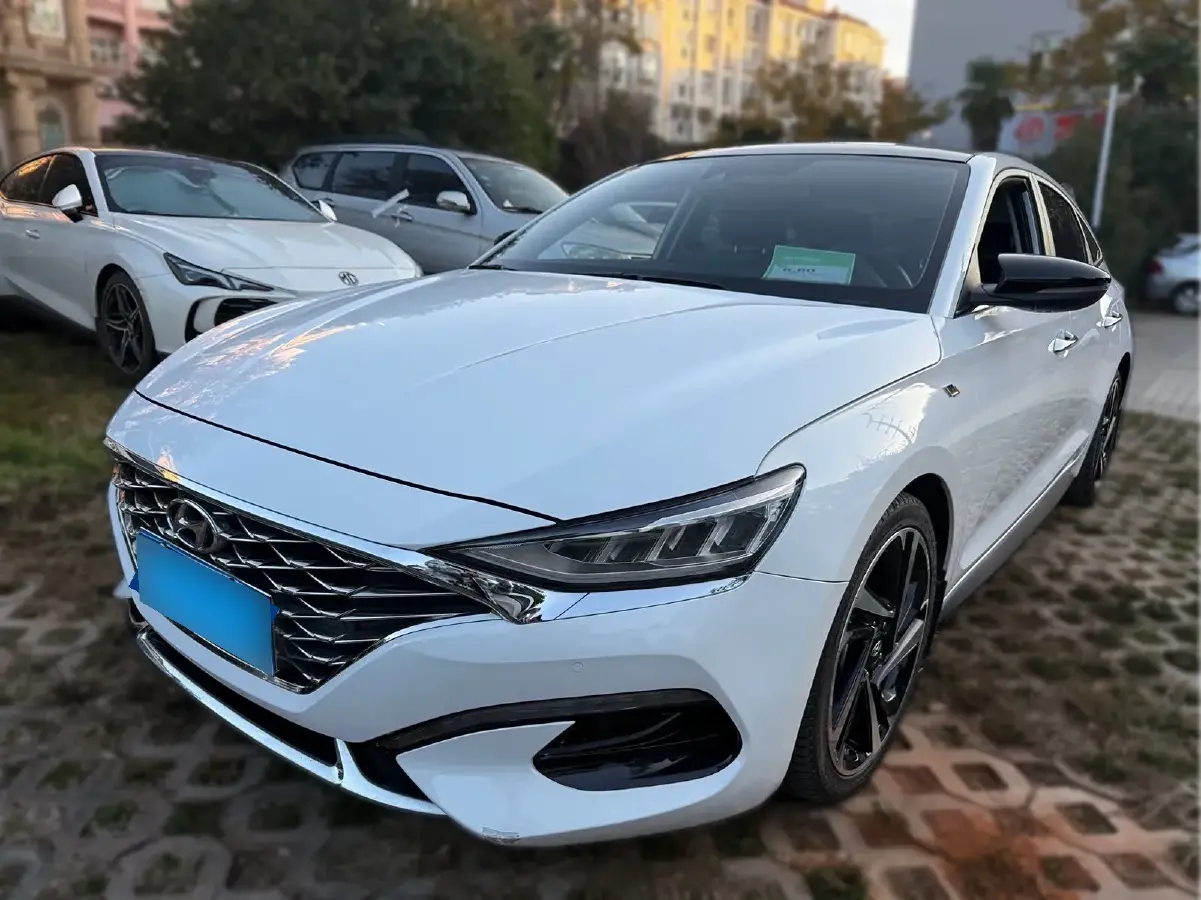 2021 Hyundai La Festa 1.6T 204HP L4 7DCT