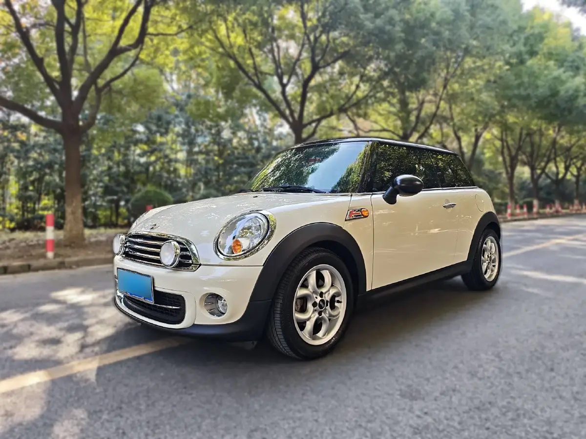 2012 MINI MINI 1.6L 120HP L4 6AT