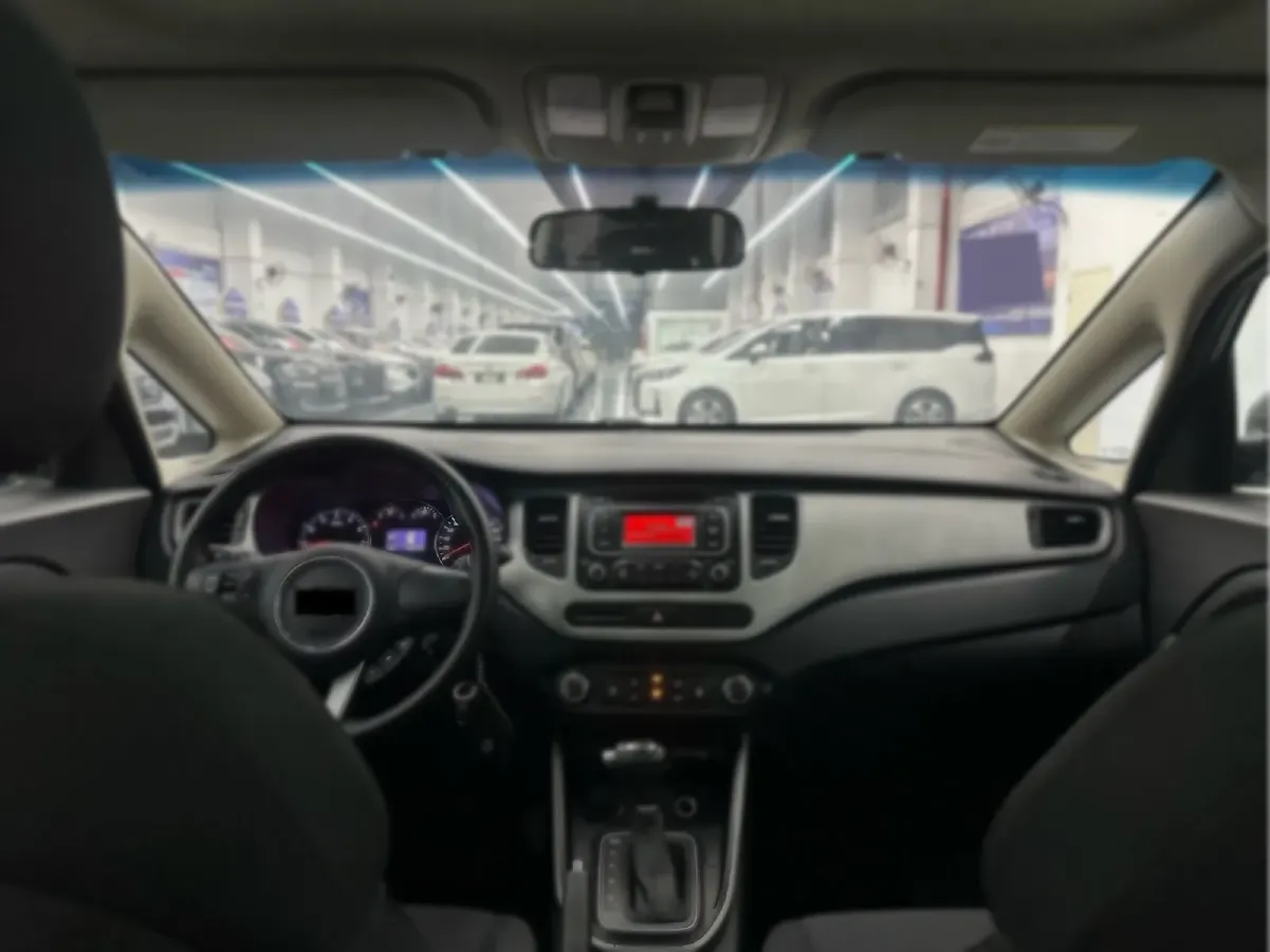 2013 Kia Carens 2.0L 152HP L4 6AT,autocango,china used car exporter,china ev exporter,chinese used car exporter,chinese used ev exporter