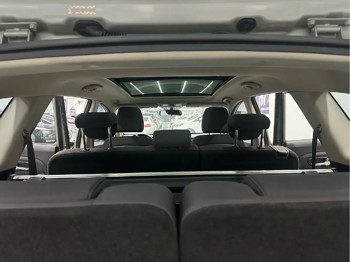 2013 Kia Carens 2.0L 152HP L4 6AT,autocango,china used car exporter,china ev exporter,chinese used car exporter,chinese used ev exporter