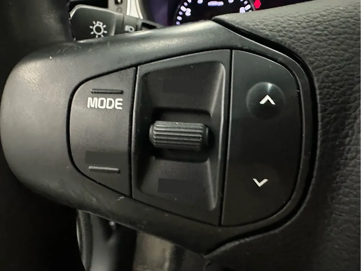 2013 Kia Carens 2.0L 152HP L4 6AT,autocango,china used car exporter,china ev exporter,chinese used car exporter,chinese used ev exporter