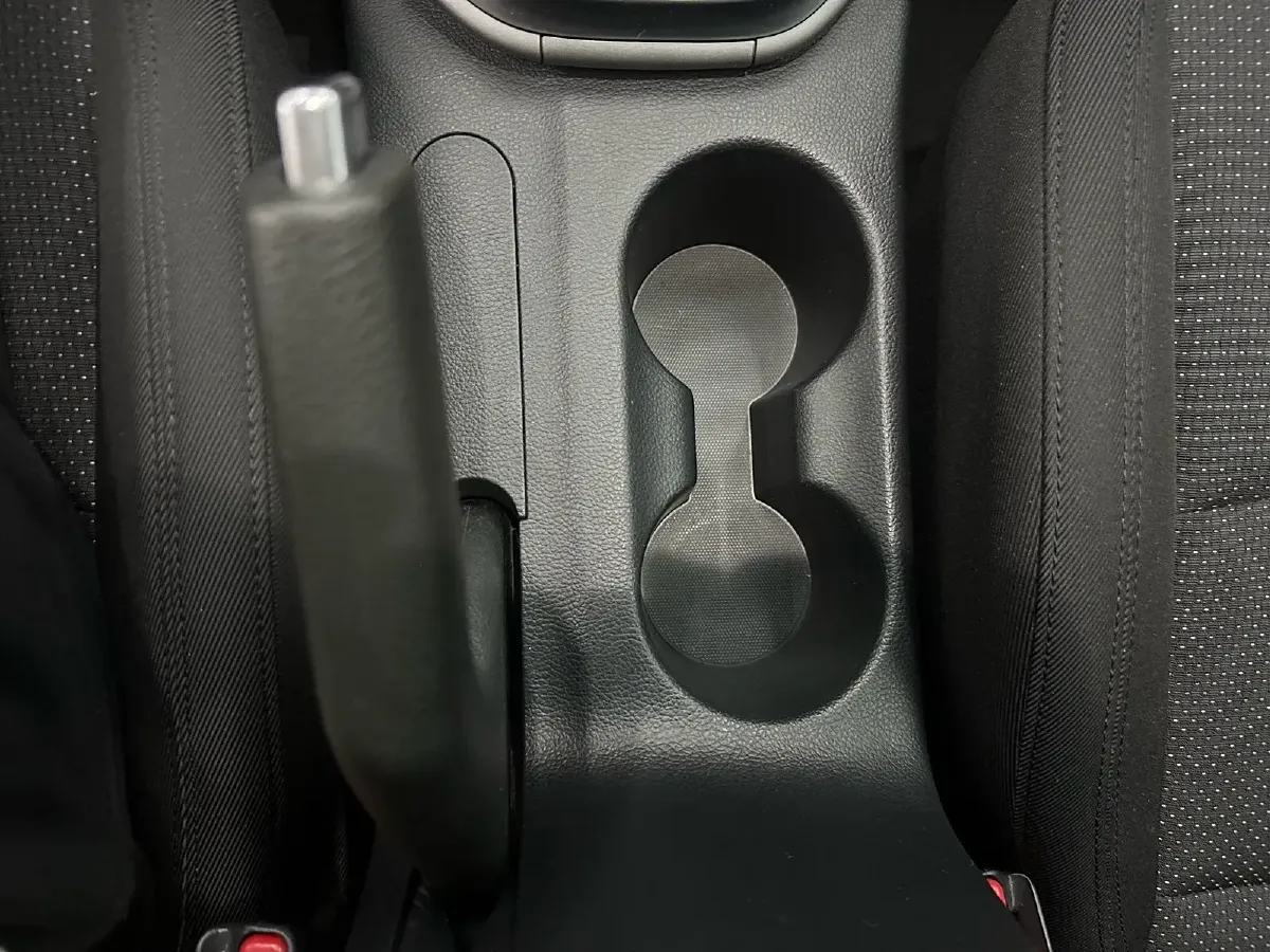 2013 Kia Carens 2.0L 152HP L4 6AT,autocango,china used car exporter,china ev exporter,chinese used car exporter,chinese used ev exporter