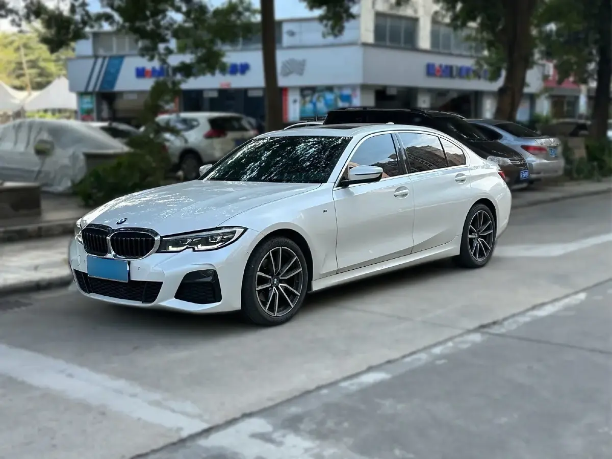 2021 BMW 3 Series 2.0T 184HP L4 8AT