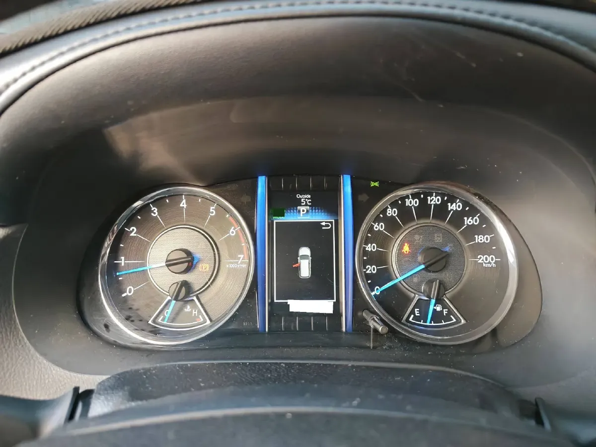 2016 Toyota Fortuner 2.7L 163HP L4 6AT,autocango,china used car exporter,china ev exporter,chinese used car exporter,chinese used ev exporter