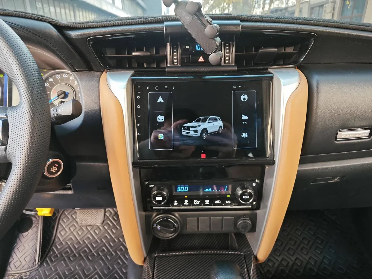 2016 Toyota Fortuner 2.7L 163HP L4 6AT,autocango,china used car exporter,china ev exporter,chinese used car exporter,chinese used ev exporter