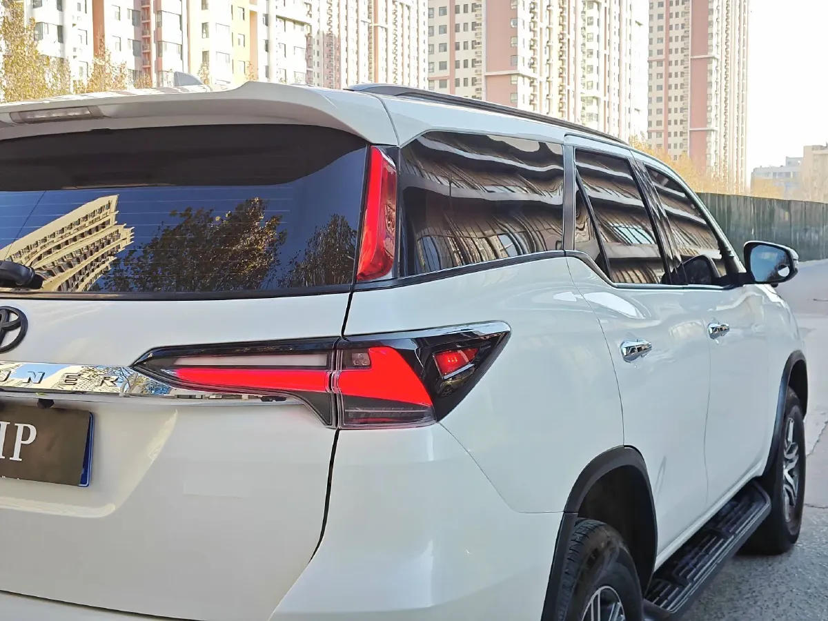2016 Toyota Fortuner 2.7L 163HP L4 6AT,autocango,china used car exporter,china ev exporter,chinese used car exporter,chinese used ev exporter