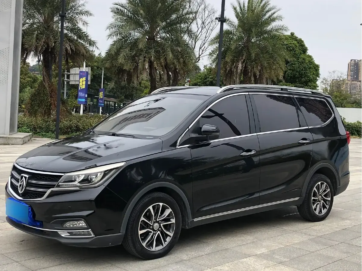 2017 BaoJun 730 1.5T 150HP L4 6DCT