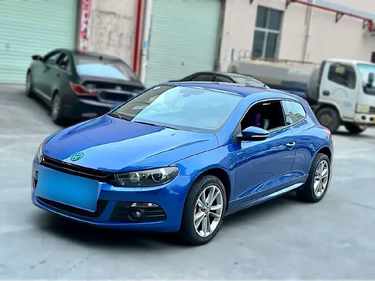 2011 Volkswagen Scirocco 2.0T 256HP L4 6DCT
