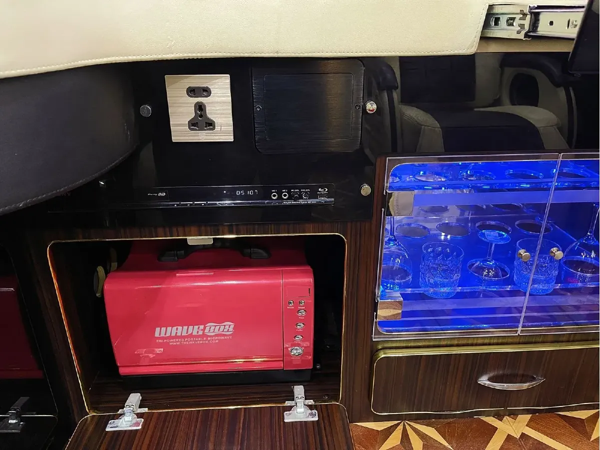 2009 Mercedes-Benz Sprinter 3.5L 258HP V6 5AT,autocango,china used car exporter,china ev exporter,chinese used car exporter,chinese used ev exporter