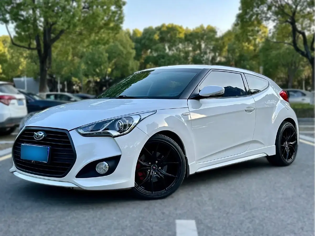 2015 Hyundai Veloster 1.6T 204HP L4 7DCT