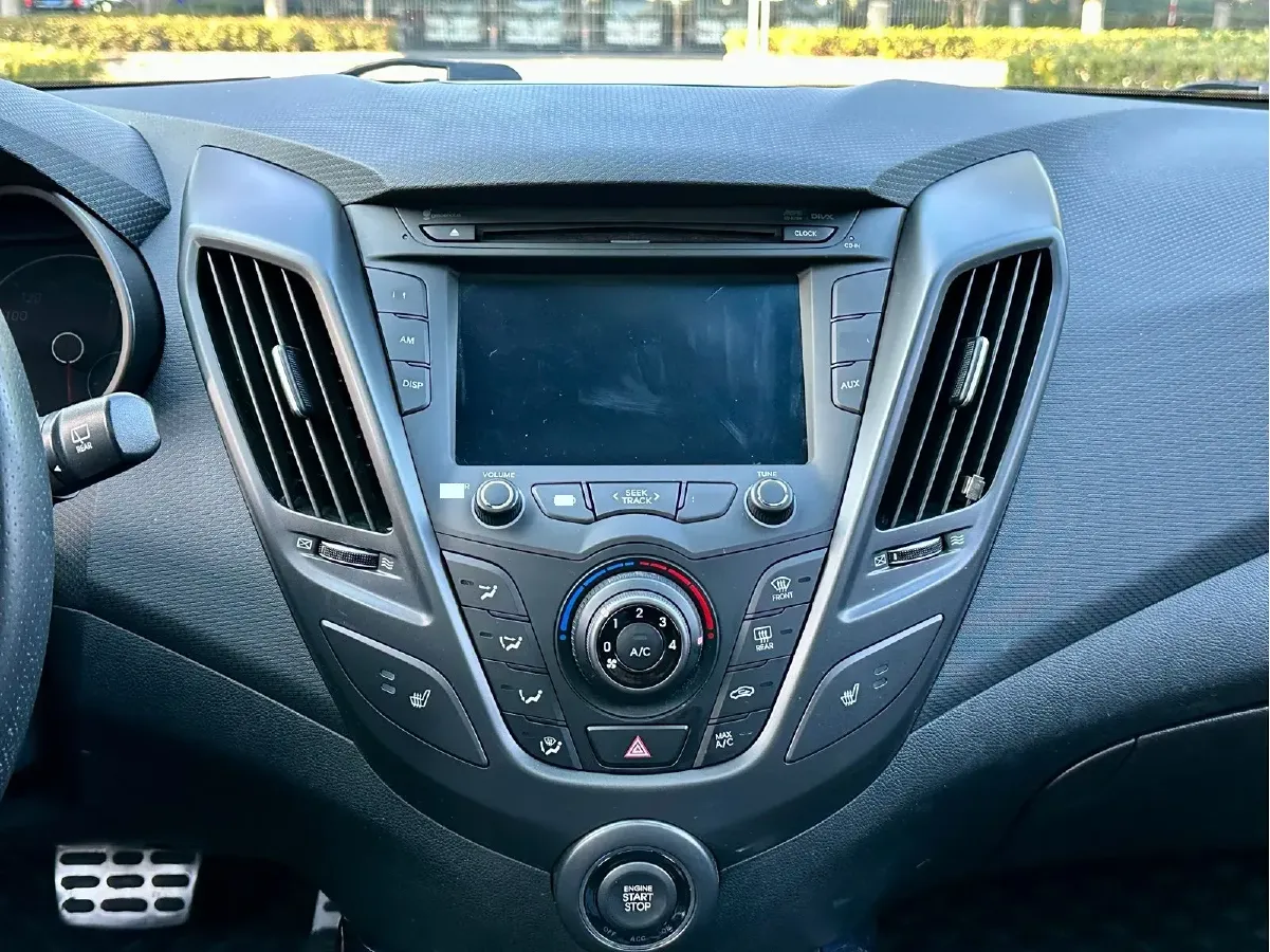 2015 Hyundai Veloster 1.6T 204HP L4 7DCT,autocango,china used car exporter,china ev exporter,chinese used car exporter,chinese used ev exporter