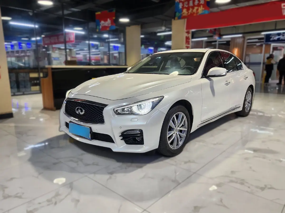 2015 Infiniti Q50L 2.0T 211HP L4 7AT