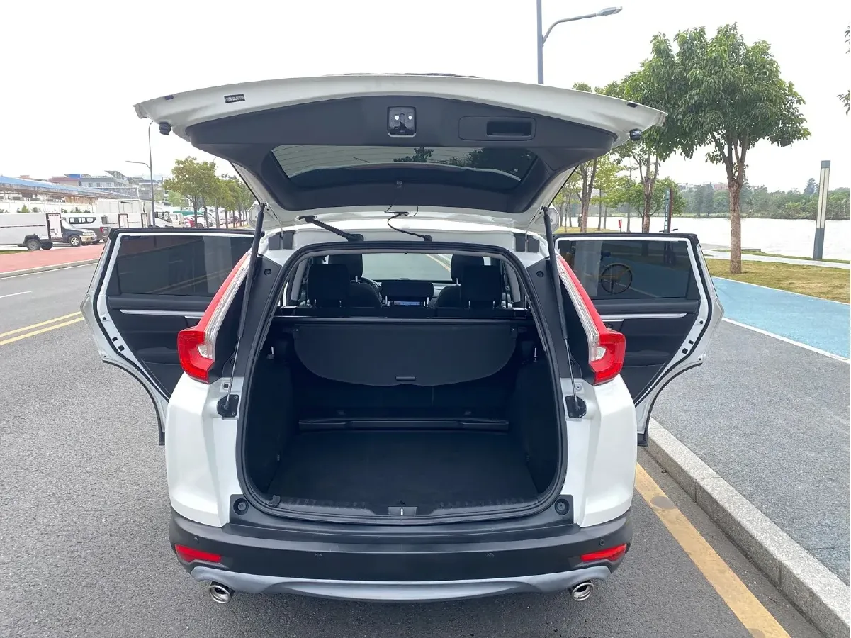 2017 Honda CR-V 1.5T 193HP L4 CVT,autocango,china used car exporter,china ev exporter,chinese used car exporter,chinese used ev exporter