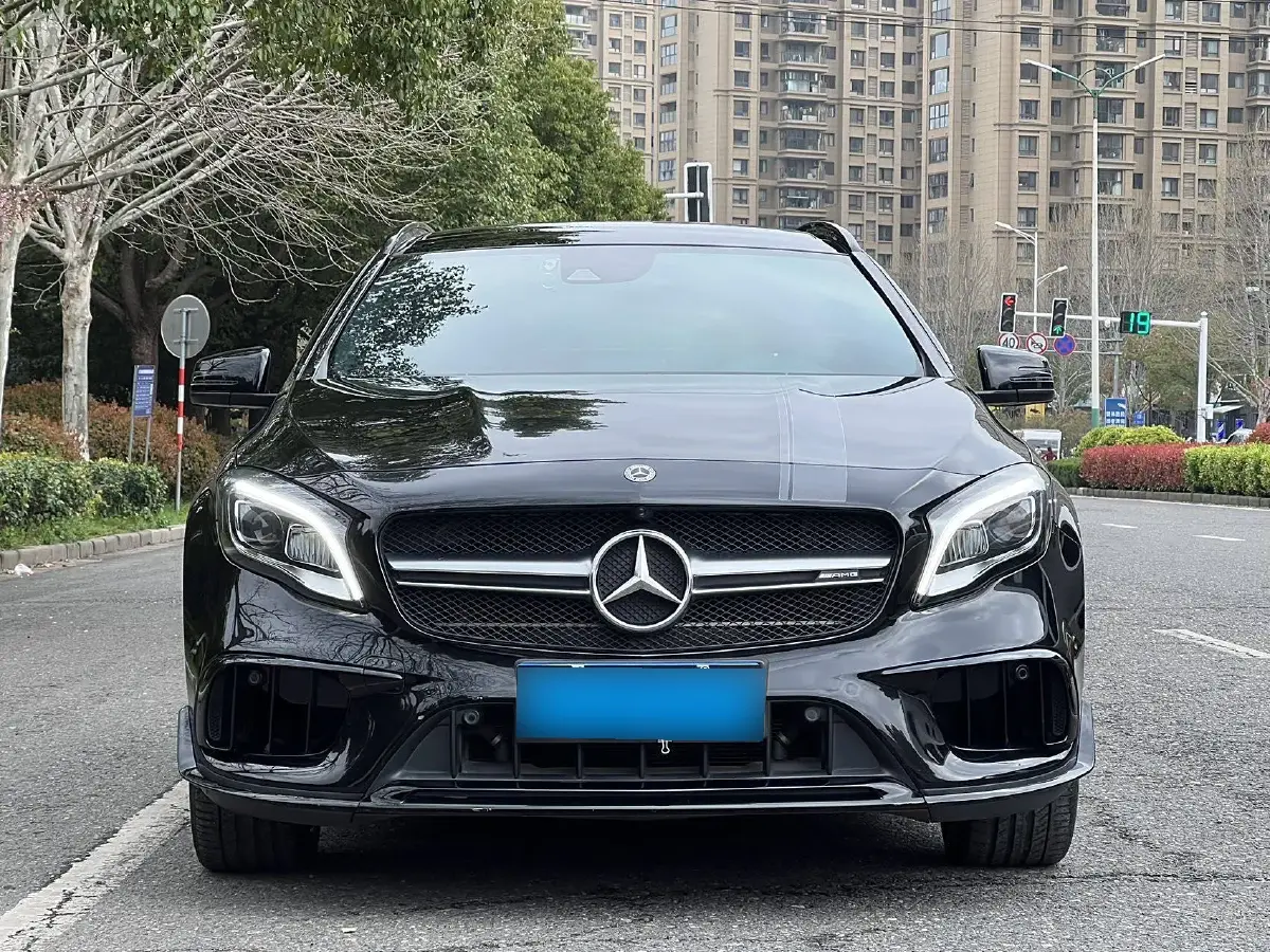 2017 Mercedes-Benz GLA AMG 2.0T 381HP L4 7DCT