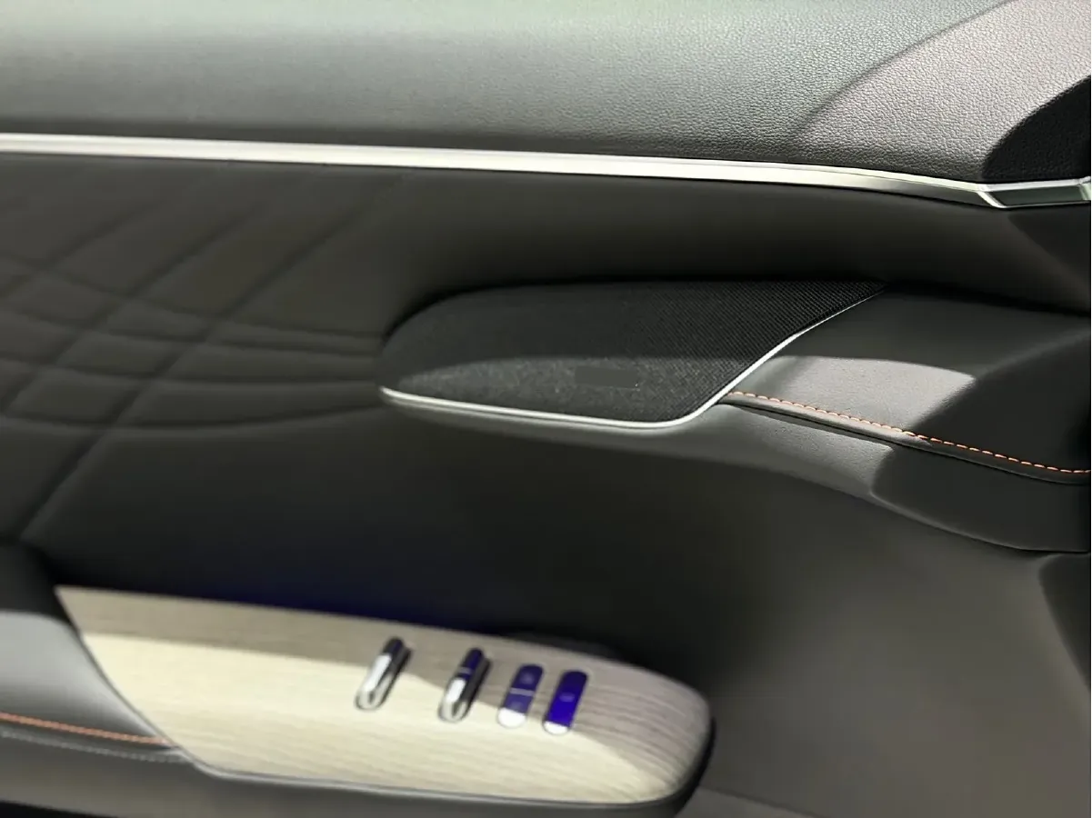 2024 Deepal S07 BEV 79.97KWH,autocango,china used car exporter,china ev exporter,chinese used car exporter,chinese used ev exporter