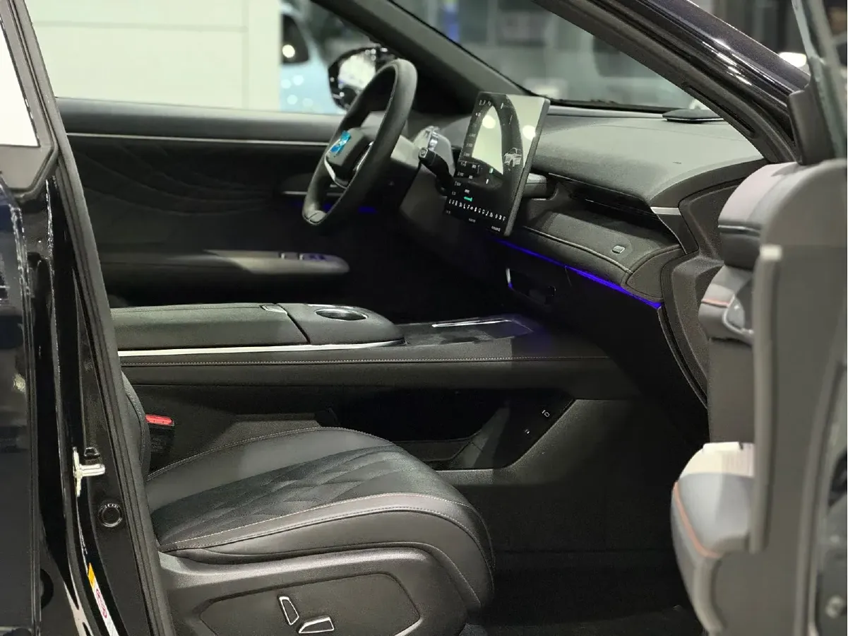 2024 Deepal S07 BEV 79.97KWH,autocango,china used car exporter,china ev exporter,chinese used car exporter,chinese used ev exporter