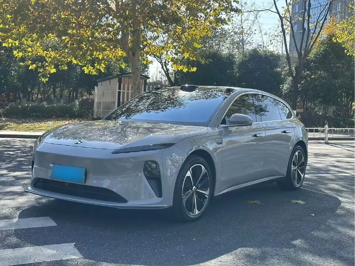 2024 NIO ET5T BEV 75KWH