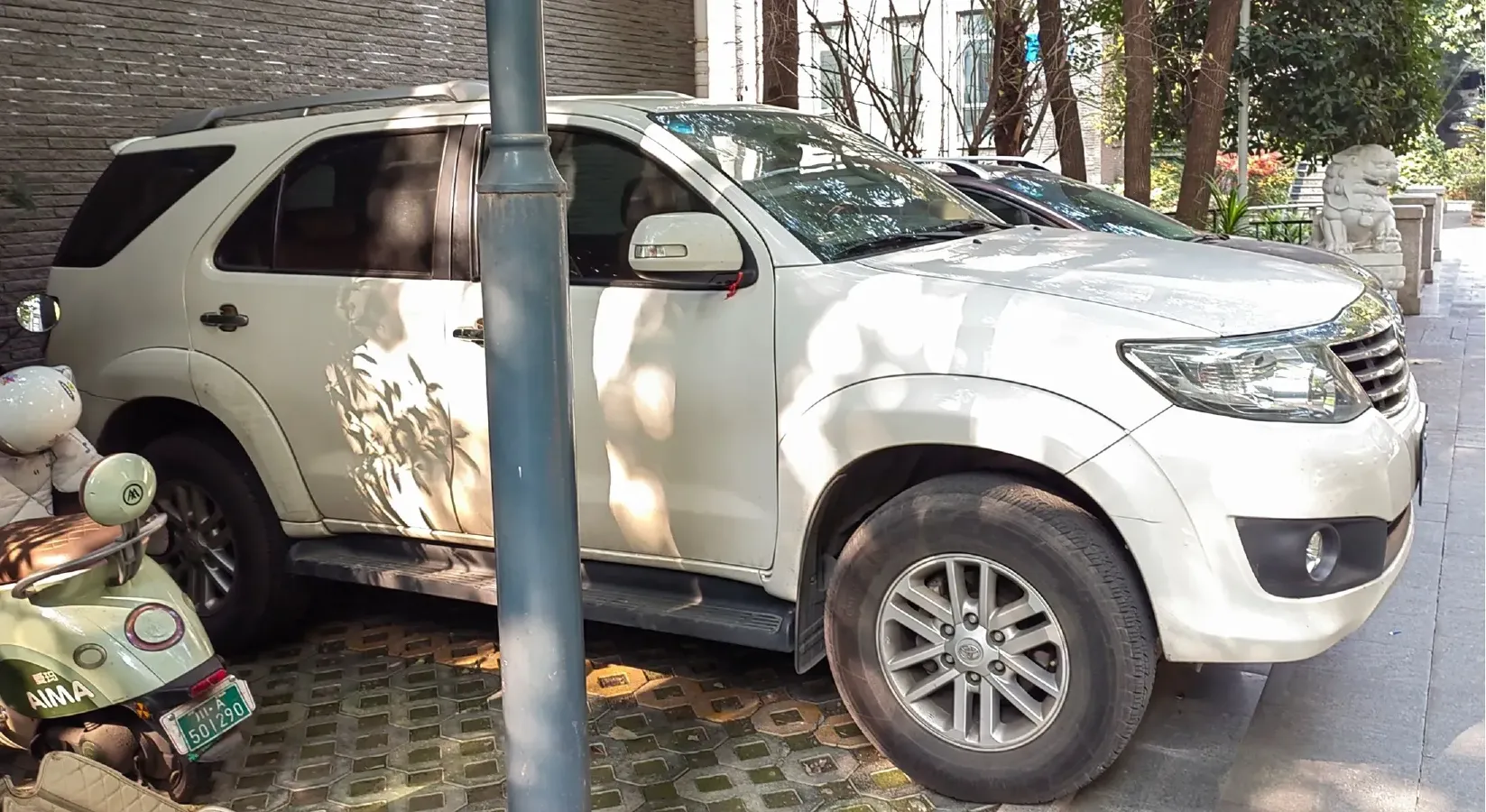 2015 Toyota Fortuner 2.7L 159HP L4 4AT,autocango,china used car exporter,china ev exporter,chinese used car exporter,chinese used ev exporter