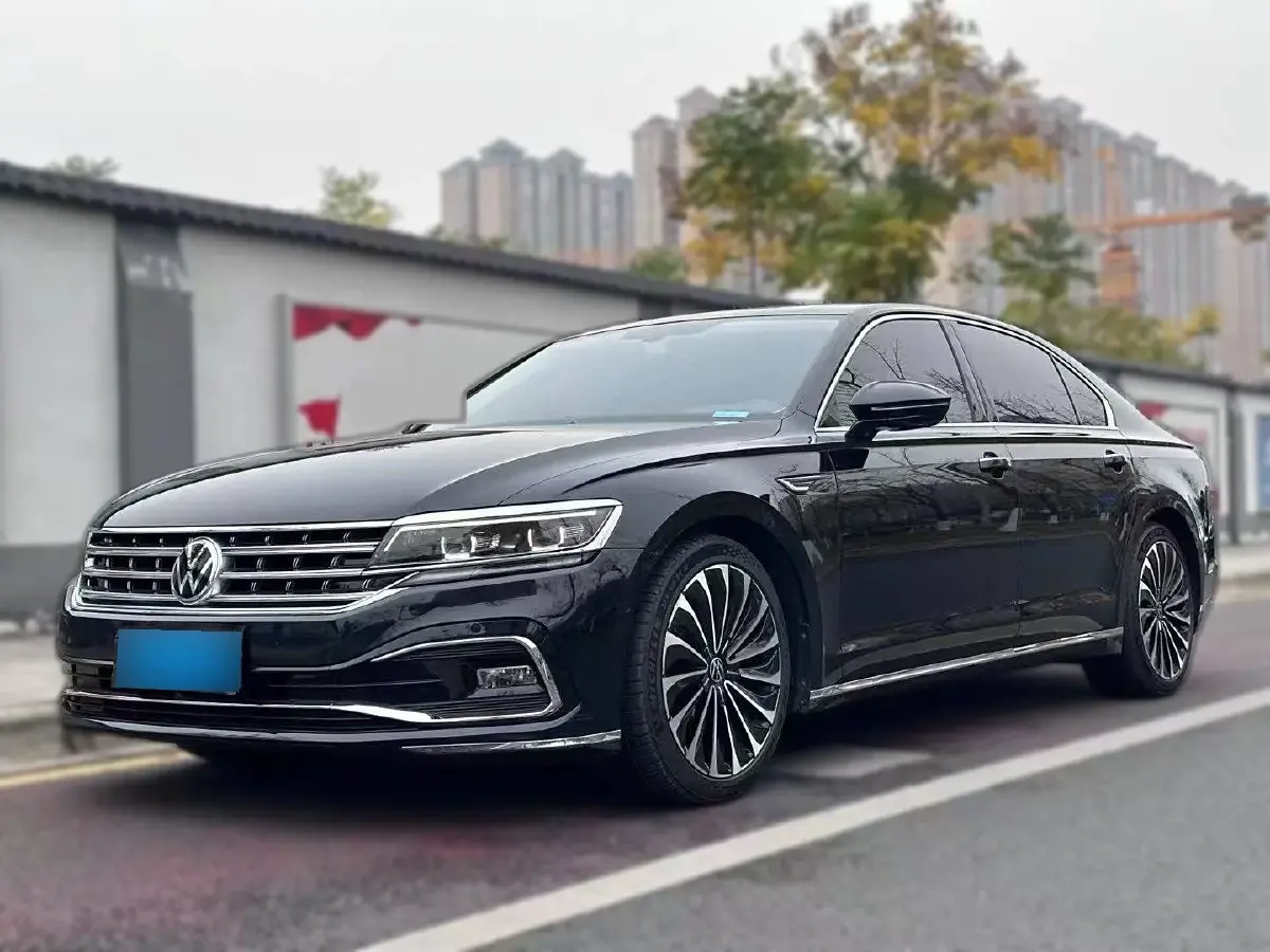 2019 Volkswagen Phideon 2.0T 224HP L4 7DCT