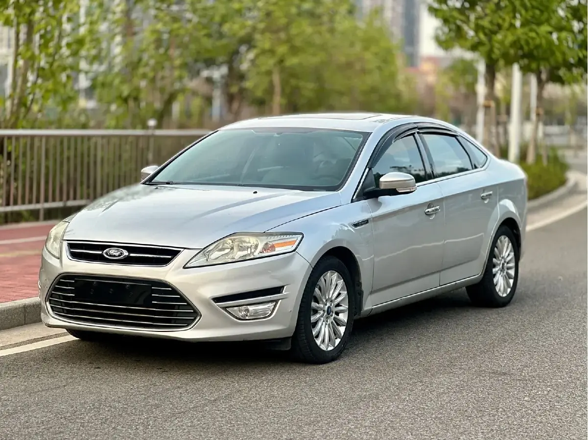 2011 Ford Mondeo 2.0T 203HP L4 6DCT