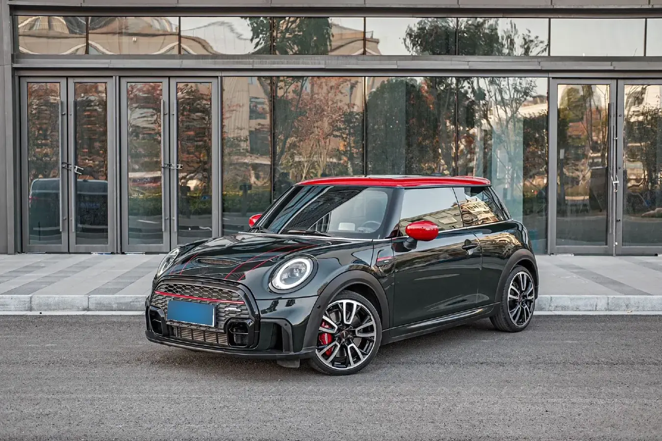 2022 MINI JCW 2.0T 231HP L4 8AT