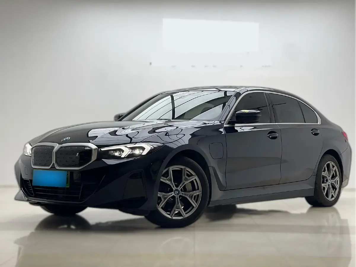 2022 BMW i3 BEV 70KWH