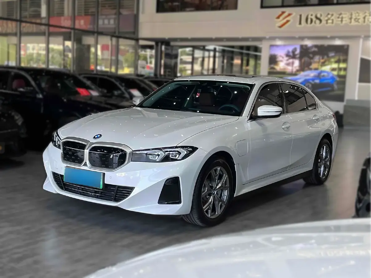 2024 BMW i3 BEV 70KWH