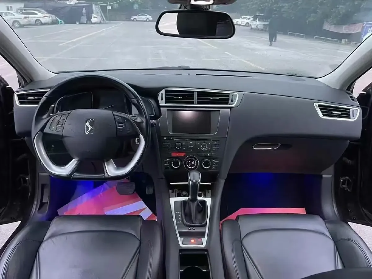 2014 DS 5LS 1.6T 163HP L4 6AT,autocango,china used car exporter,china ev exporter,chinese used car exporter,chinese used ev exporter