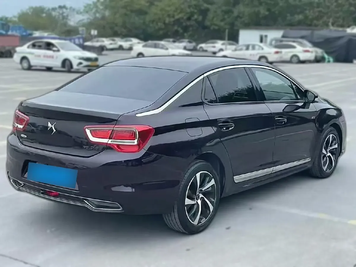 2014 DS 5LS 1.6T 163HP L4 6AT,autocango,china used car exporter,china ev exporter,chinese used car exporter,chinese used ev exporter