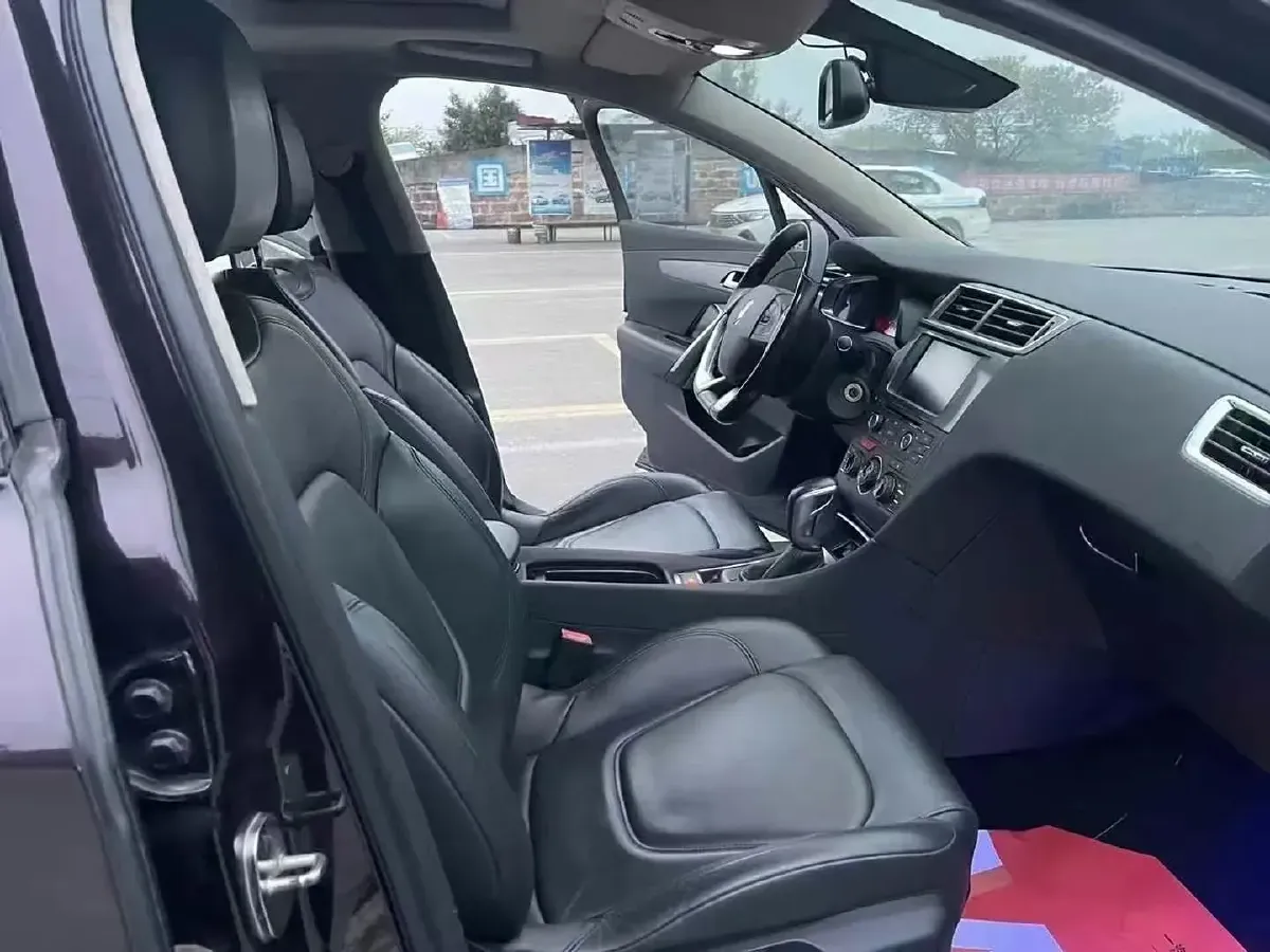 2014 DS 5LS 1.6T 163HP L4 6AT,autocango,china used car exporter,china ev exporter,chinese used car exporter,chinese used ev exporter