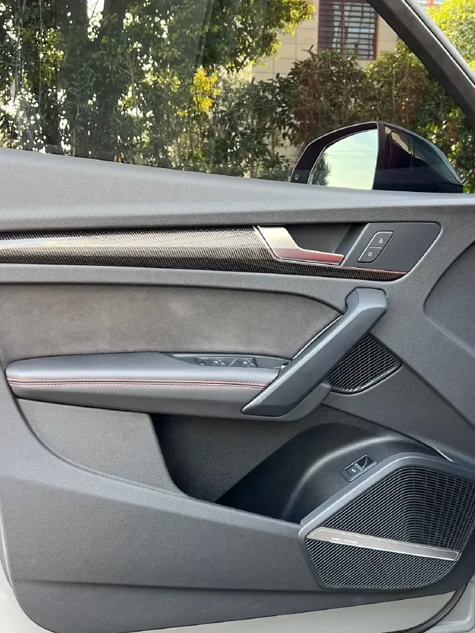 2021 Audi SQ5 3.0T 354HP V6 8AT,autocango,china used car exporter,china ev exporter,chinese used car exporter,chinese used ev exporter