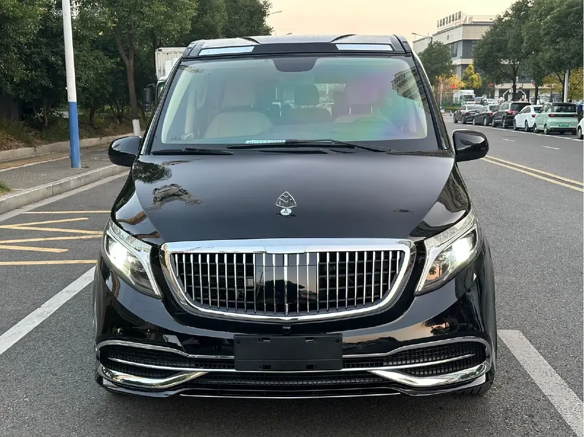 2018 Mercedes-Benz Vito 2.0T 211HP L4 7AT
