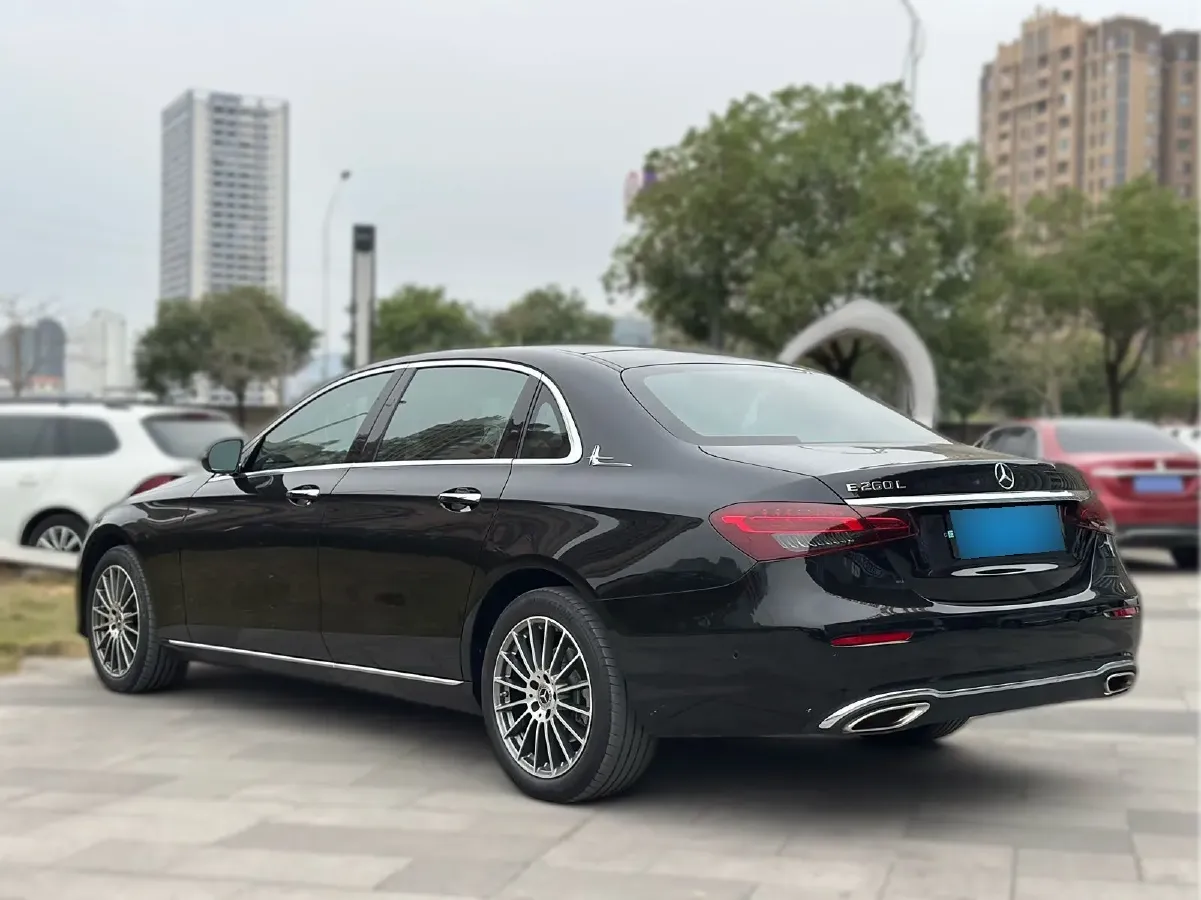 2021 Mercedes-Benz E Class 2.0T 197HP L4 9AT,autocango,china used car exporter,china ev exporter,chinese used car exporter,chinese used ev exporter