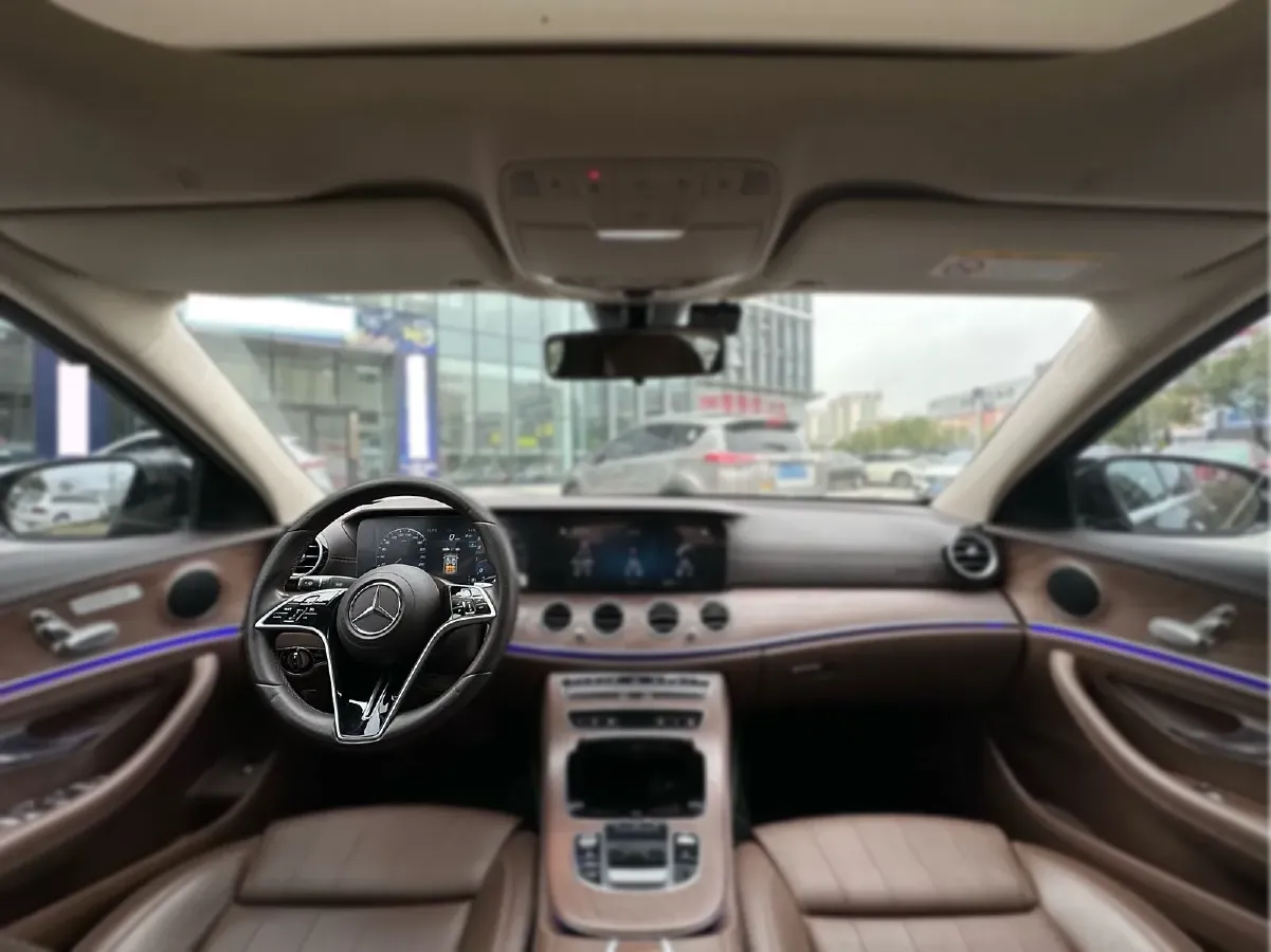 2021 Mercedes-Benz E Class 2.0T 197HP L4 9AT,autocango,china used car exporter,china ev exporter,chinese used car exporter,chinese used ev exporter
