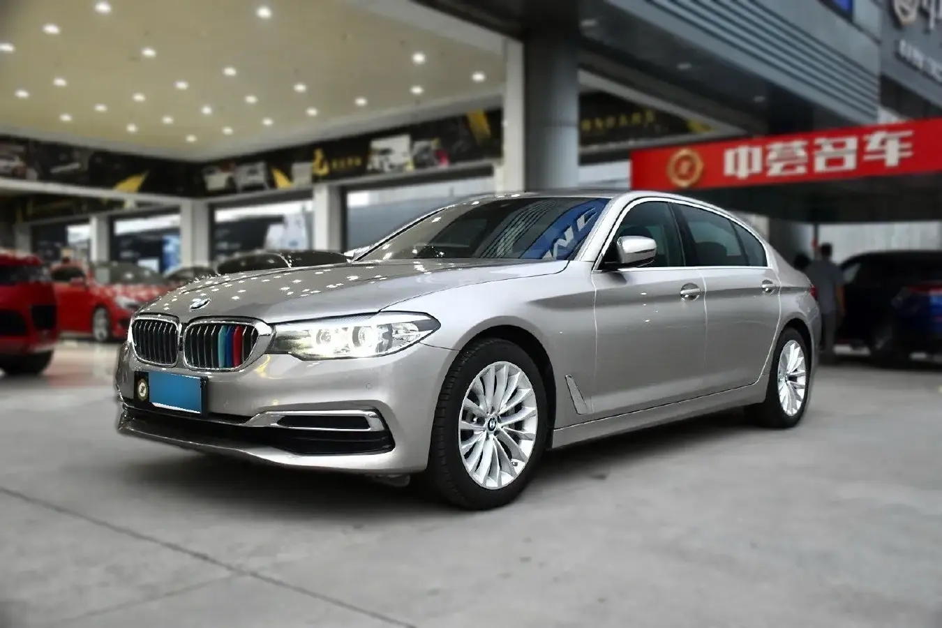 2019 BMW 5 Series 2.0T 252HP L4 8AT