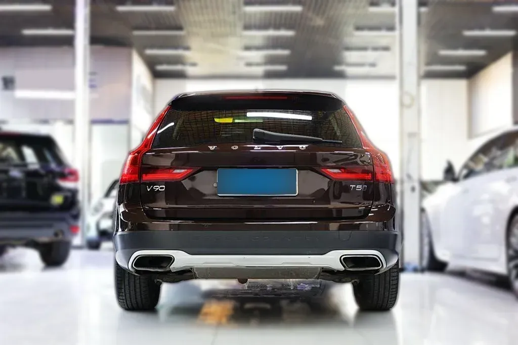 2017 Volvo V90 2.0T 254HP L4 8AT,autocango,china used car exporter,china ev exporter,chinese used car exporter,chinese used ev exporter