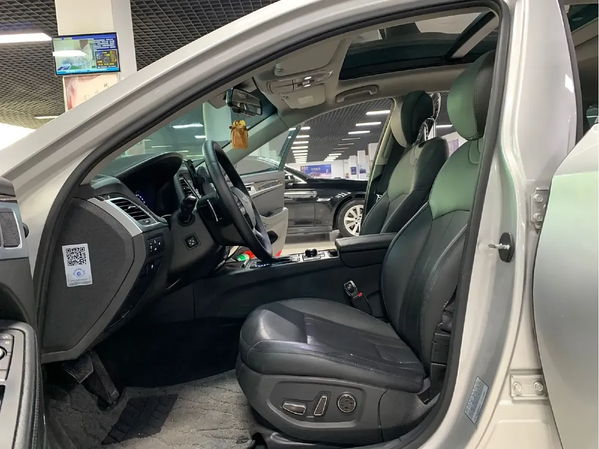 2015 Hyundai Cenesis 3.0L 257HP V6 8AT,autocango,china used car exporter,china ev exporter,chinese used car exporter,chinese used ev exporter