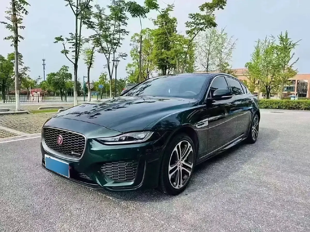 2022 Jaguar XEL 2.0T 250HP L4 8AT