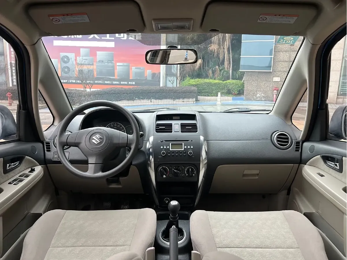 2011 Suzuki SX4 1.6L 109HP L4 5MT,autocango,china used car exporter,china ev exporter,chinese used car exporter,chinese used ev exporter