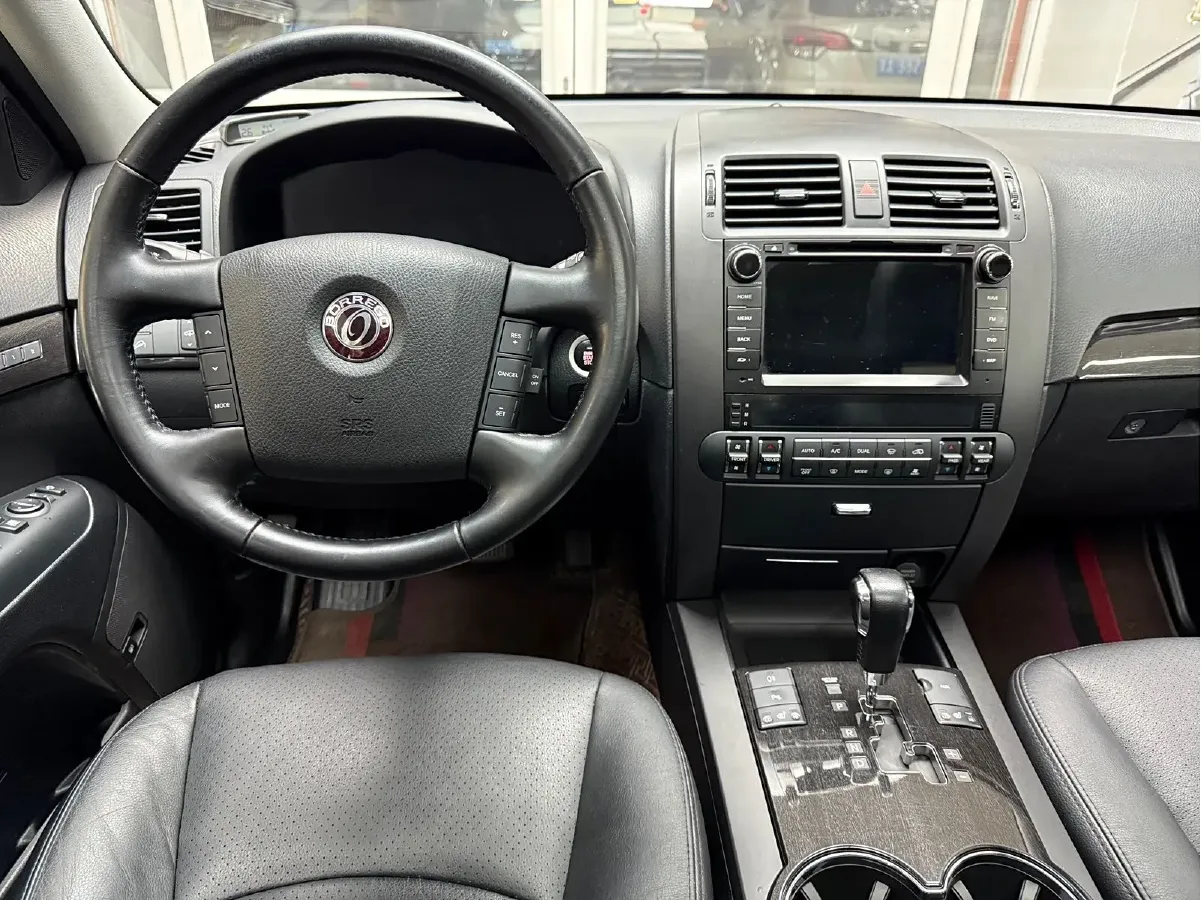 2015 Kia Borrego 3.8L 275HP V6 5AT,autocango,china used car exporter,china ev exporter,chinese used car exporter,chinese used ev exporter