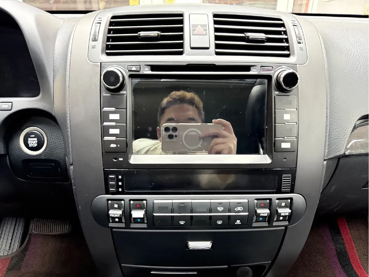 2015 Kia Borrego 3.8L 275HP V6 5AT,autocango,china used car exporter,china ev exporter,chinese used car exporter,chinese used ev exporter