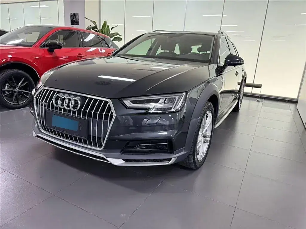 2019 Audi A4 2.0T 252HP L4 7DCT