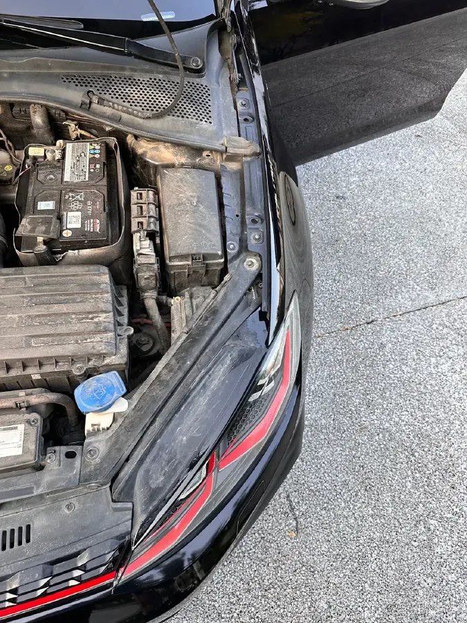 2018 Volkswagen GolfGTI 2.0T 220HP L4 7DCT,autocango,china used car exporter,china ev exporter,chinese used car exporter,chinese used ev exporter