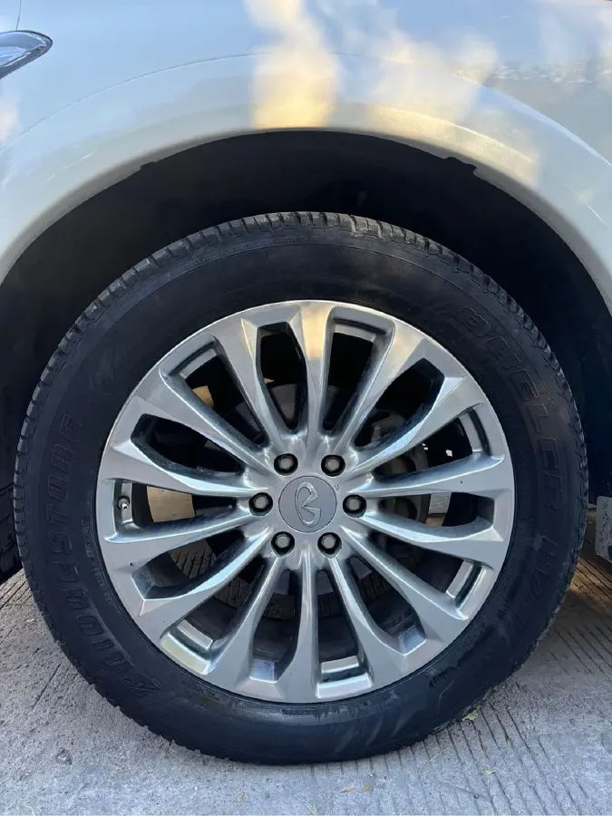 2016 Infiniti QX80 5.6L 398HP V8 7AT,autocango,china used car exporter,china ev exporter,chinese used car exporter,chinese used ev exporter